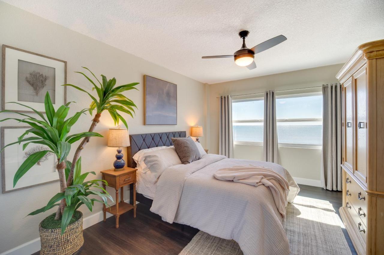 Oceanfront Satellite Beach Condo With Balcony, Views ภายนอก รูปภาพ